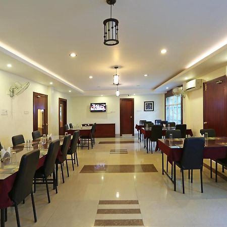 Oyo Stellar Resort 布巴内什瓦尔 外观 照片