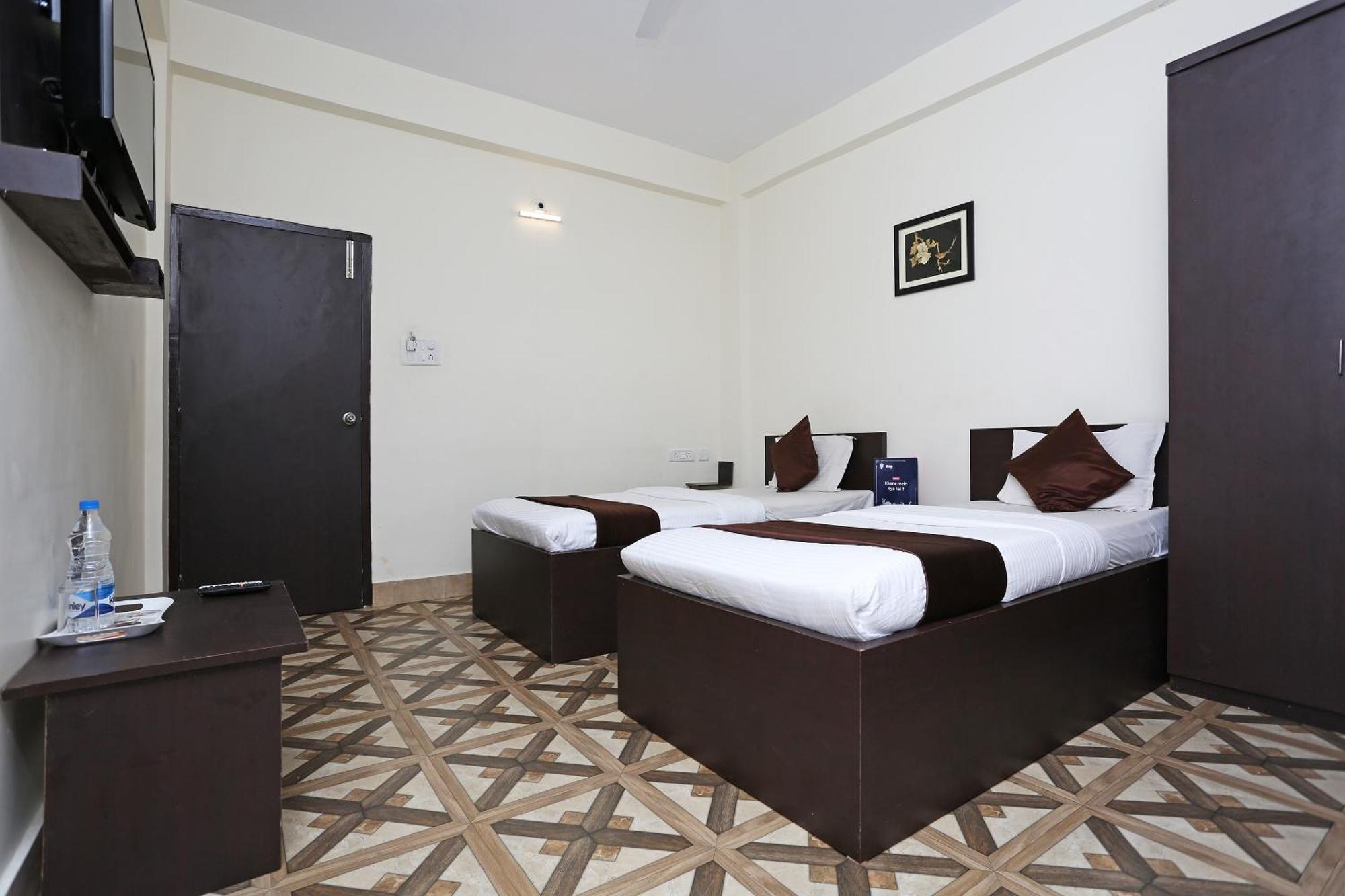 Oyo Stellar Resort 布巴内什瓦尔 外观 照片