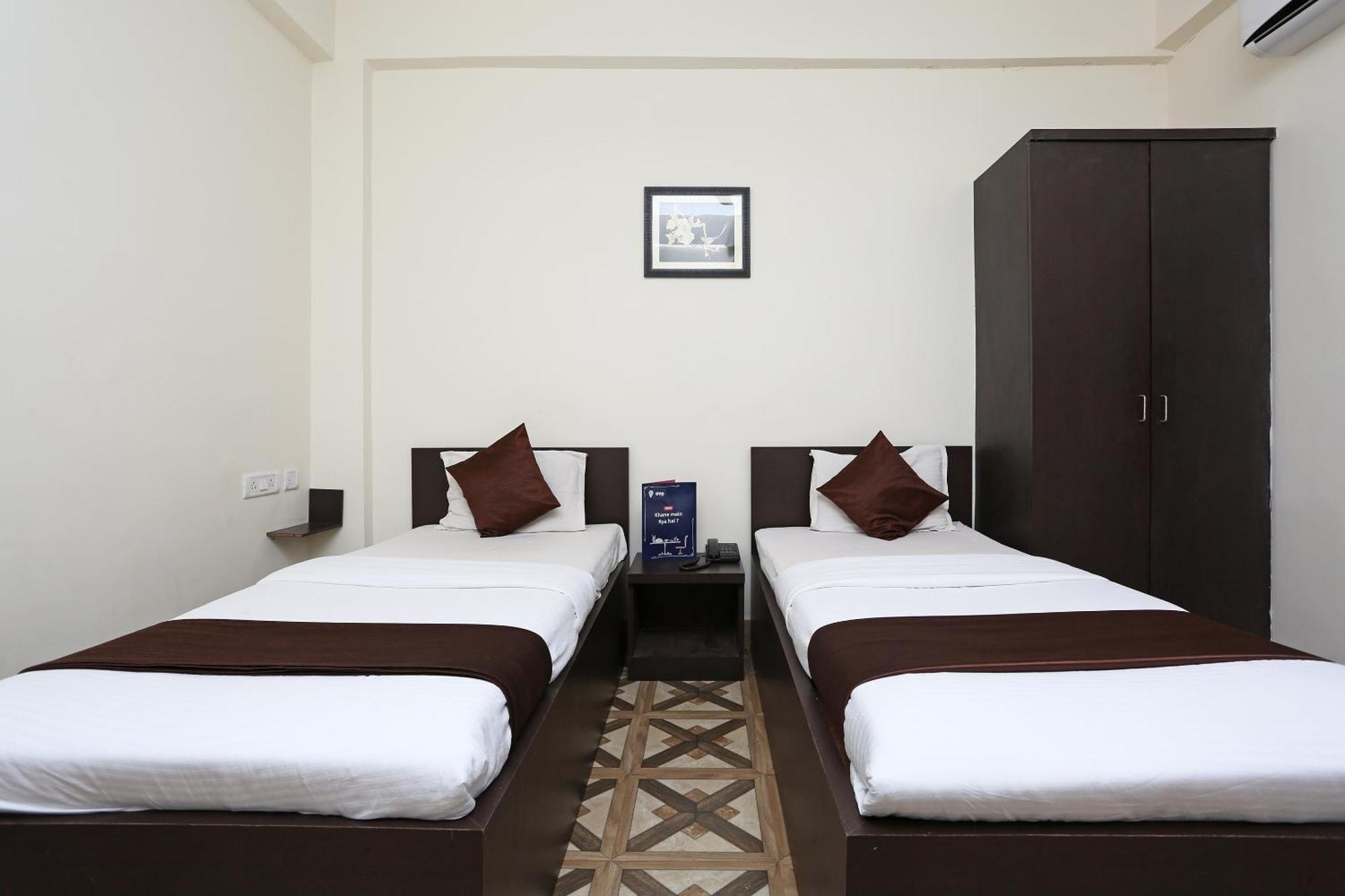 Oyo Stellar Resort 布巴内什瓦尔 外观 照片