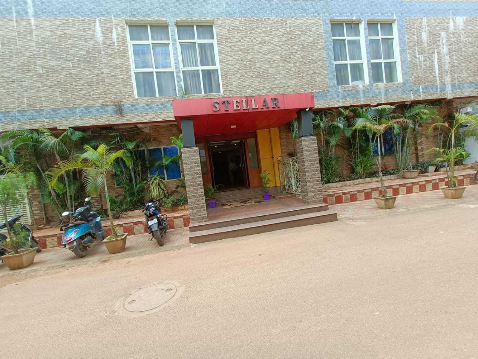 Oyo Stellar Resort 布巴内什瓦尔 外观 照片