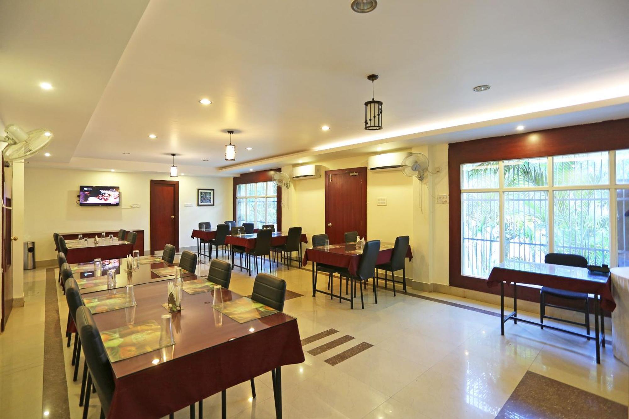 Oyo Stellar Resort 布巴内什瓦尔 外观 照片